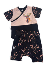 Load image into Gallery viewer, Easy on Tee - Back IN Floral Stag