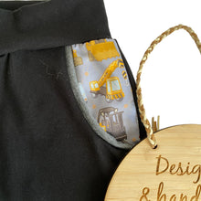 Load image into Gallery viewer, Harem Shorts - NEW Grey Construction