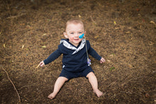 Load image into Gallery viewer, Hoodie - Foxes