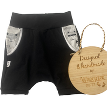 Load image into Gallery viewer, Harem Shorts - Fox/racoon