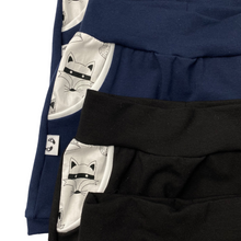 Load image into Gallery viewer, Harem Shorts - Fox/racoon
